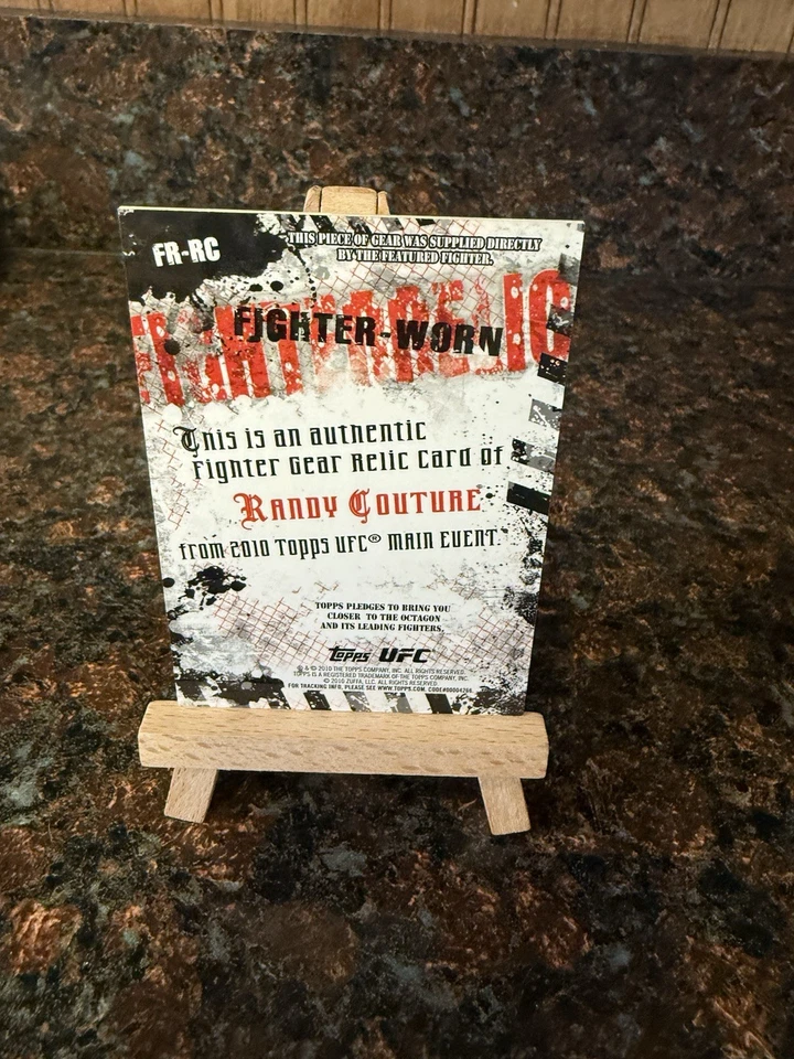 2010 Topps UFC Main Event Fighter Relic Randy Couture - Image 2 of 2