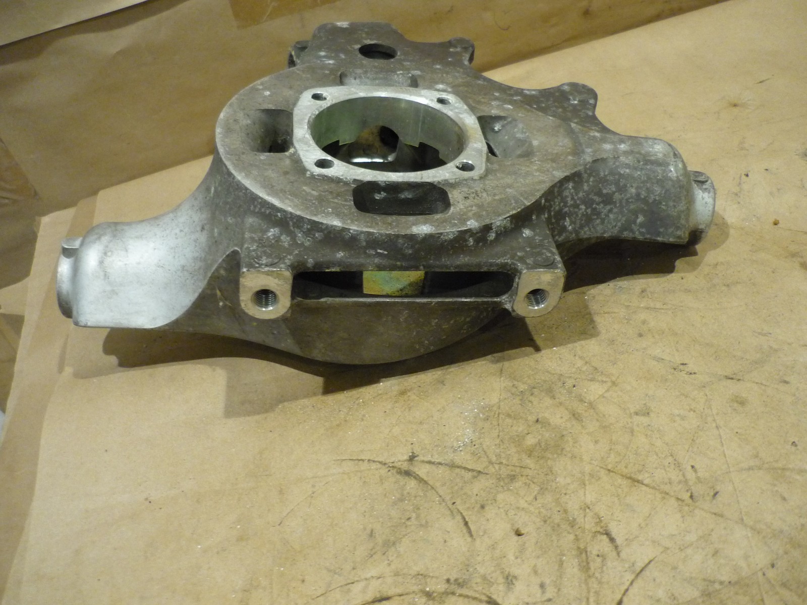 Ferrari 360,430 - RH Front Steering Knuckle - P/N 185399