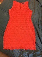 GUESS Fringe Sheath Dress Coral Scalloped Size L With Accent Zipper Closure