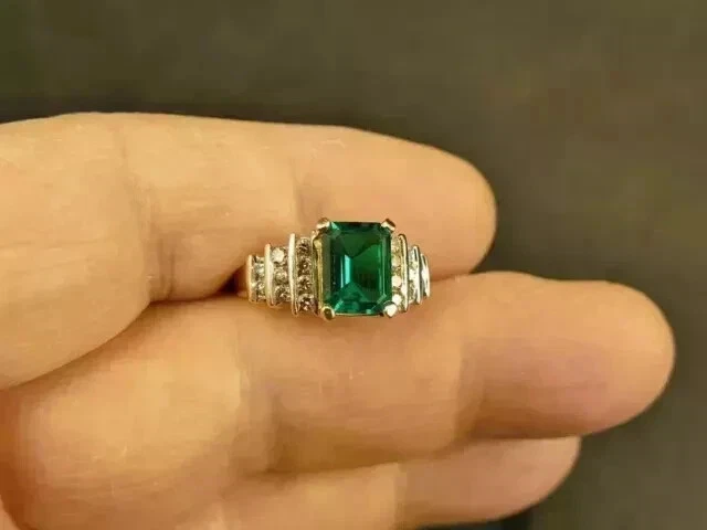 3.35 Ct Emerald Cut Natural Emerald Solitaire Wedding Ring 14K Yellow Gold - Image 4 of 4