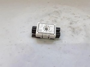 VW GOLF VII Variant BA5, BV5 Antennenverstärker  5Q0035570 1.60 Diesel 25527206