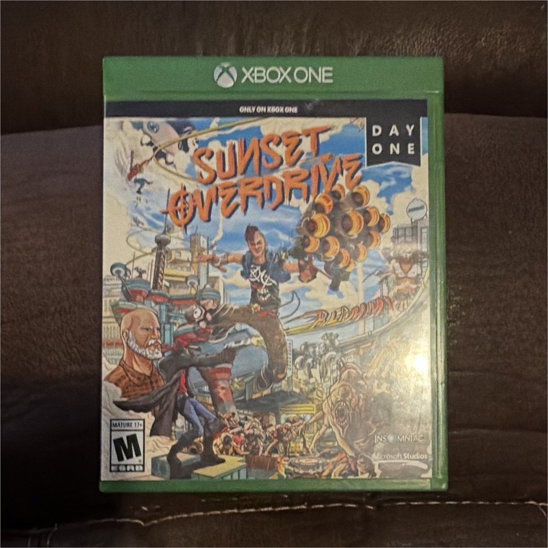 Sunset Overdrive Day One Edition (Xbox One) M Action & Adventure