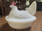Vintage Westmoreland Milk Glass Hen On Nest Covered Chicken Dish 5.5" Long