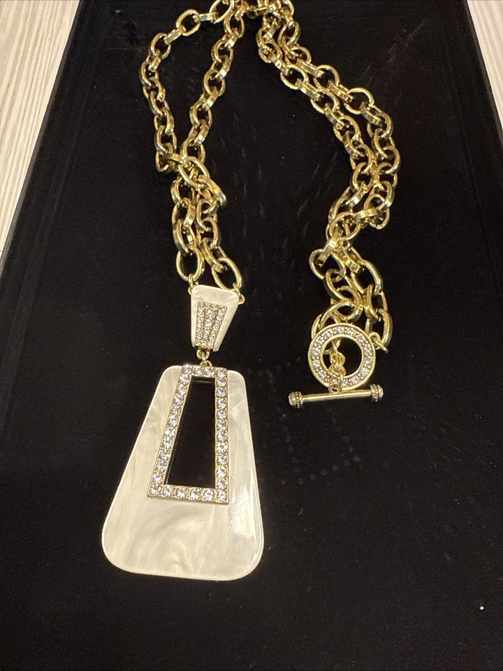 "Collar Heidi Daus To The Hamptons con gota de amor marfil madreperla aspecto 34""" Foto 4 de 4