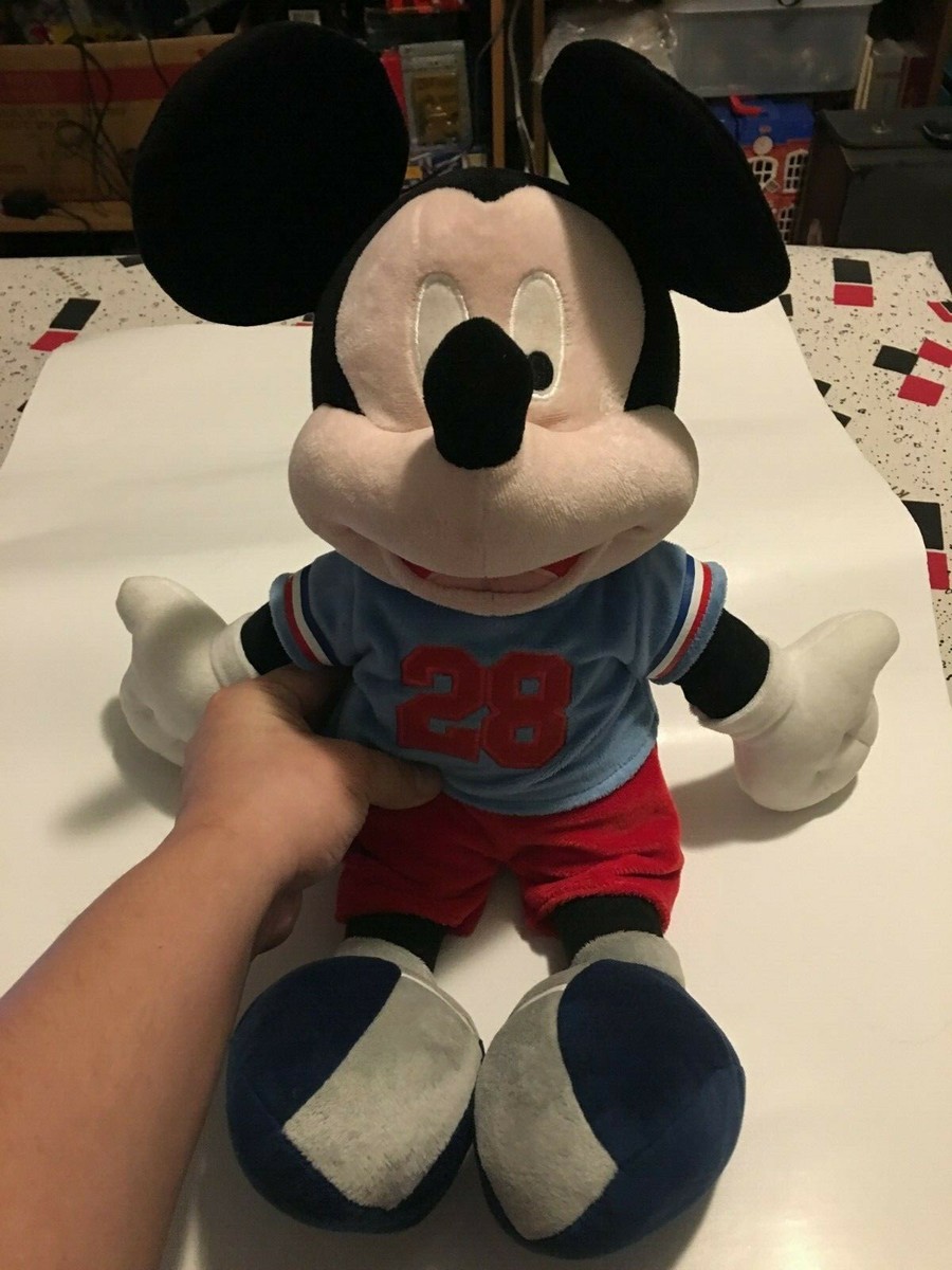 Disney #28 Mickey Mouse 18