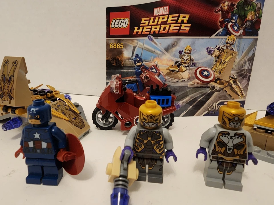 LEGO Marvel: Capitán América's Avenging Cycle (6865) Foto 2 de 4