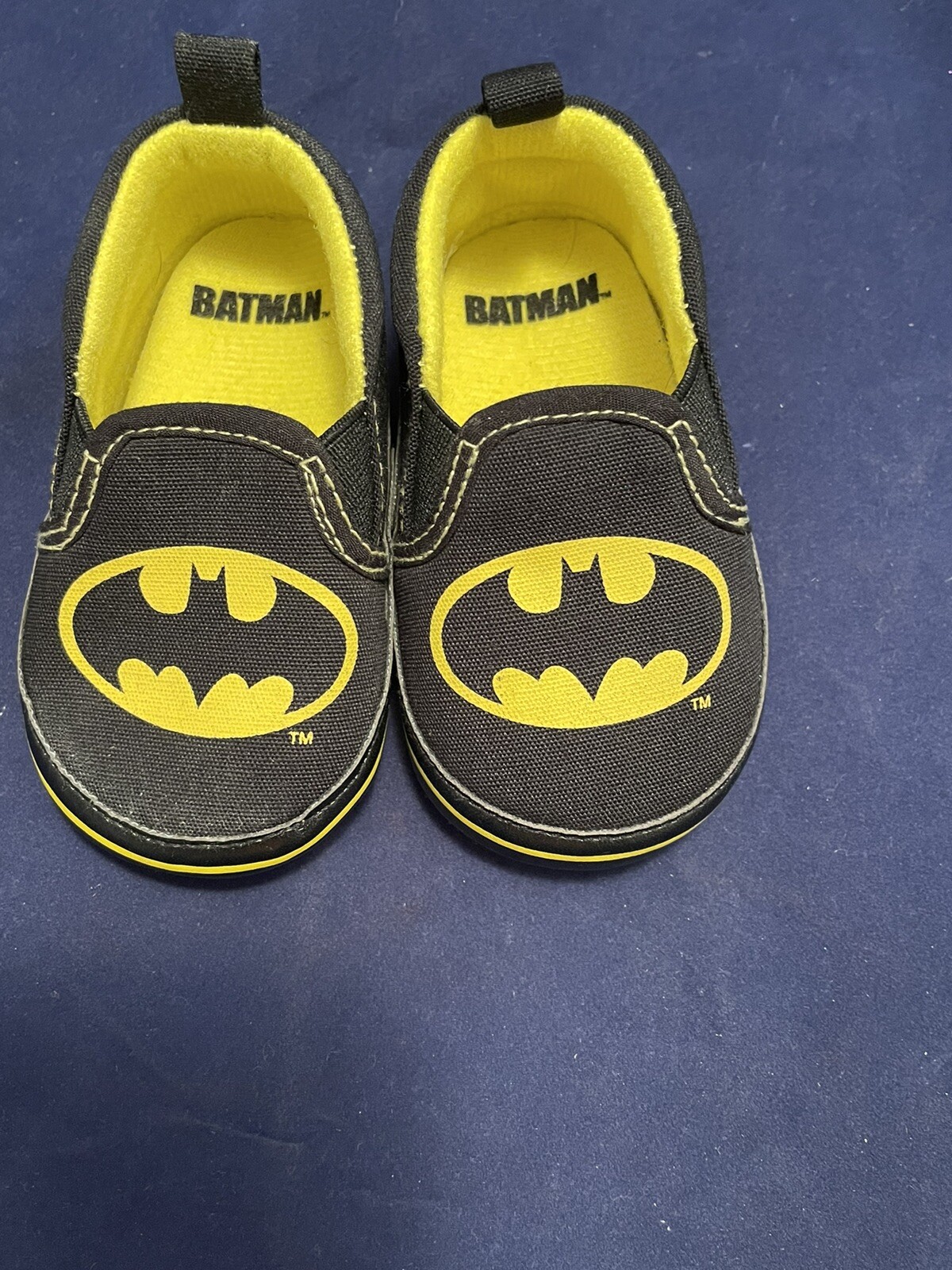 SAOLA BATMAN NERO GIALLO PANTOFOLA SUOLA MORBIDA SCARPE MISURA 6 9 MESI