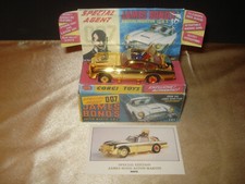 CORGI TOYS Aston Martin DB5 James Bond Gold 24 K Edition 1999 avec Boîte