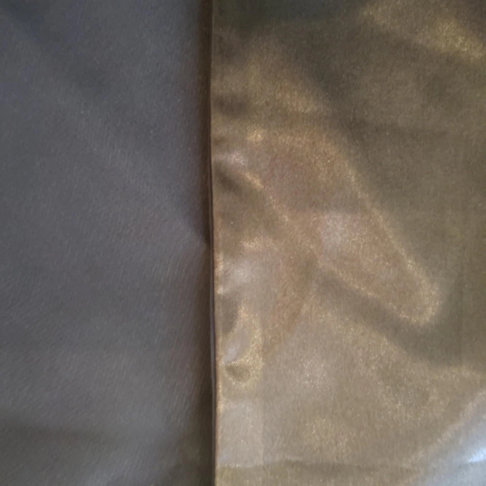 Estola/capa/xale Henri Bendel vintage preto cetim e crepe 68 x 20 - Imagem 4 de 4