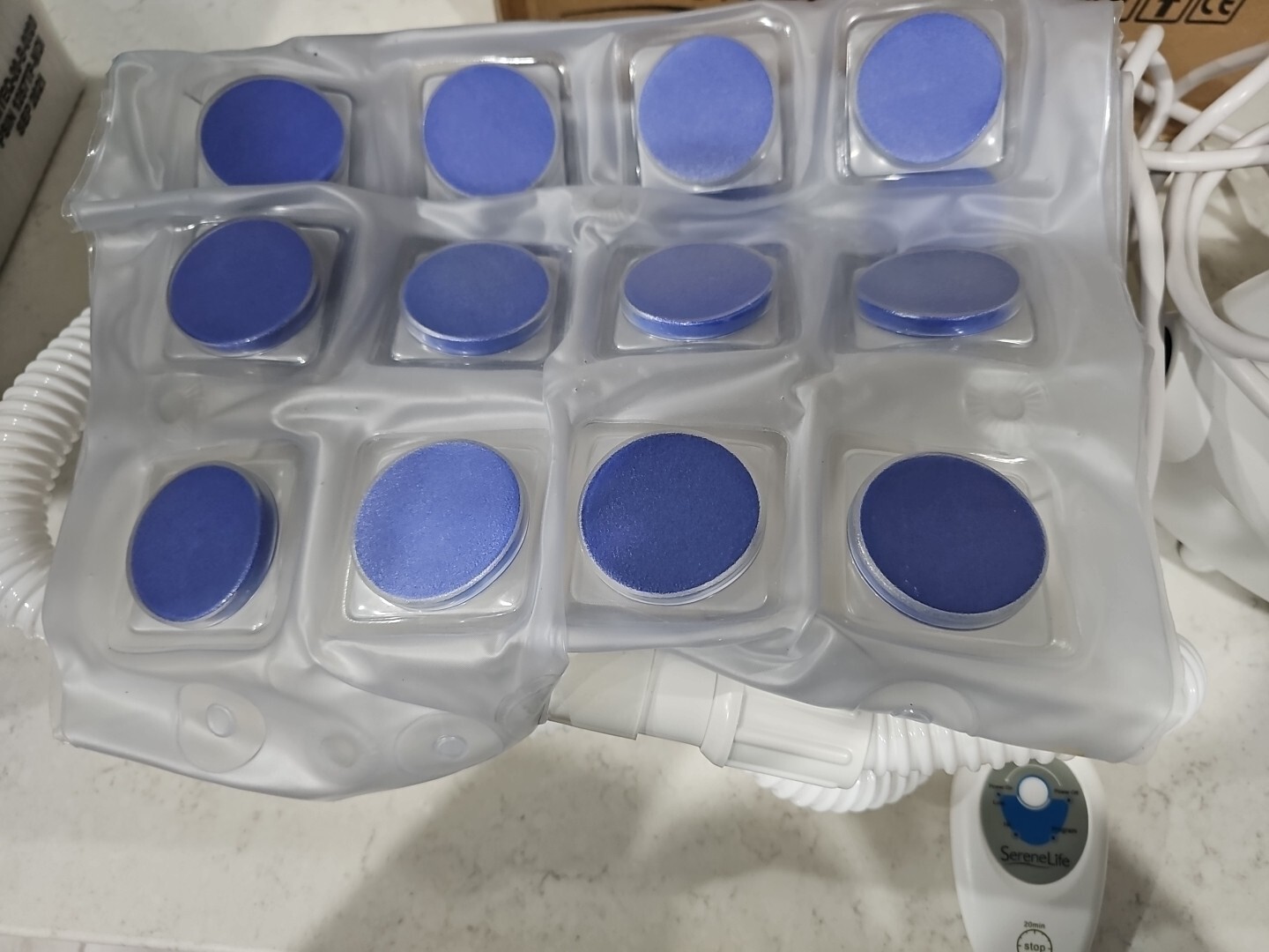 SereneLife Bubble Bath Tub Mat Thermal Spa, Non Slip Mat New Open Box