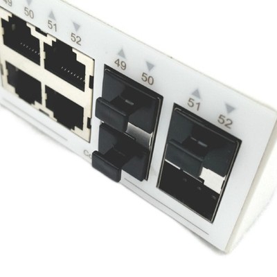 D-Link DBS200052 Cloud Managed Gigabit Smart Switch 52 Ports Isdn Glasfaser Nucl
