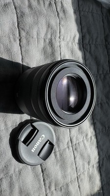 Canon RF 85mm f/2 Macro IS STM Medium Telephoto Lens