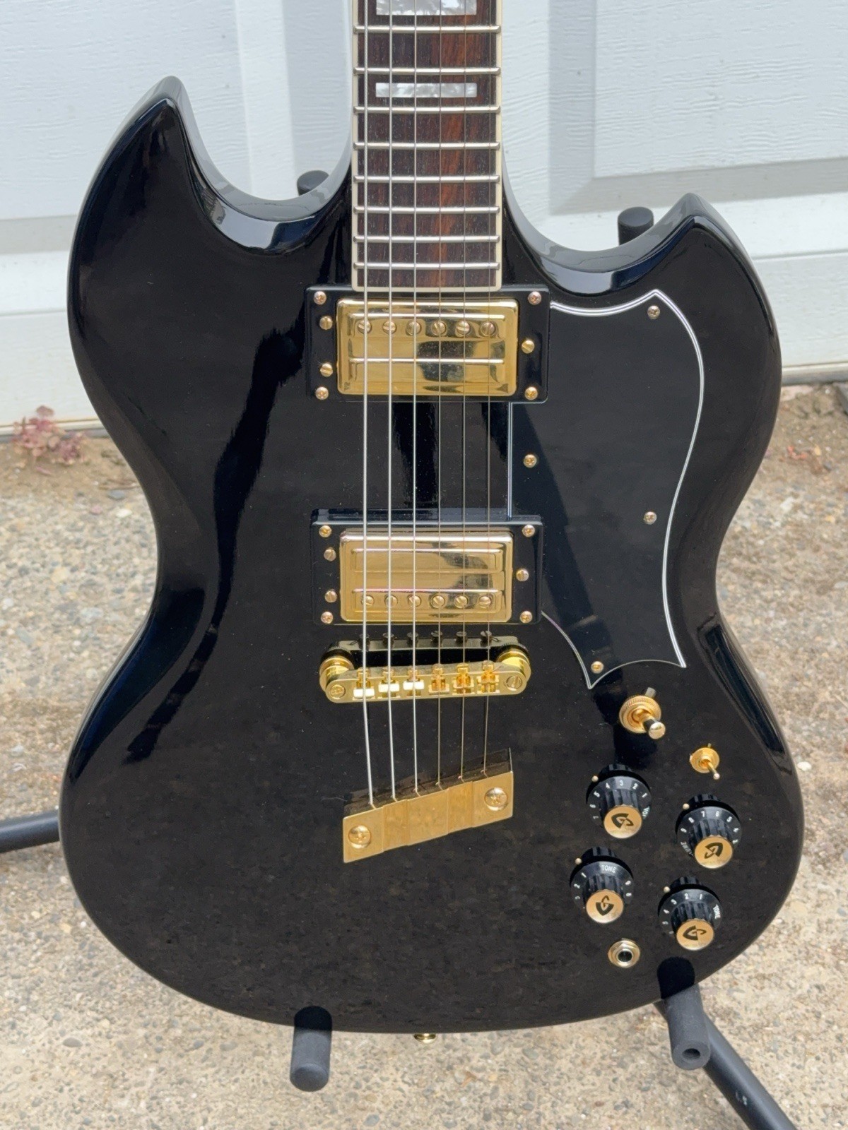 Guild Kim Thayil Signature Polara  electric guitar w /  Gibson Gig Bag