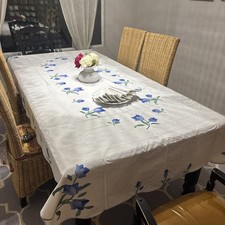Vintage Hand Embroidered Appliqu  Blue Tulip Flowers Tablecloth w/ 12 Napkins