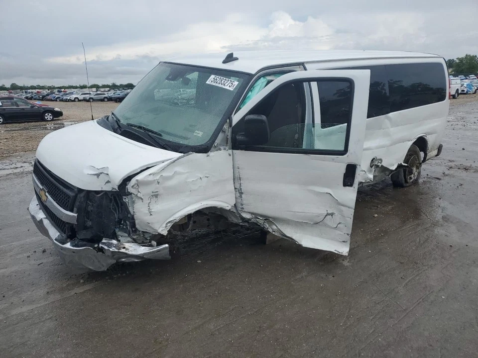 Used Automatic Transmission Assembly fits: 2020 Chevrolet Express 3500 van AT 6. - Image 3 of 4