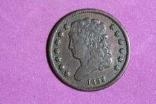 ESTATE FIND 1832 - Classic Head Copper Half Cent!!  #N08008