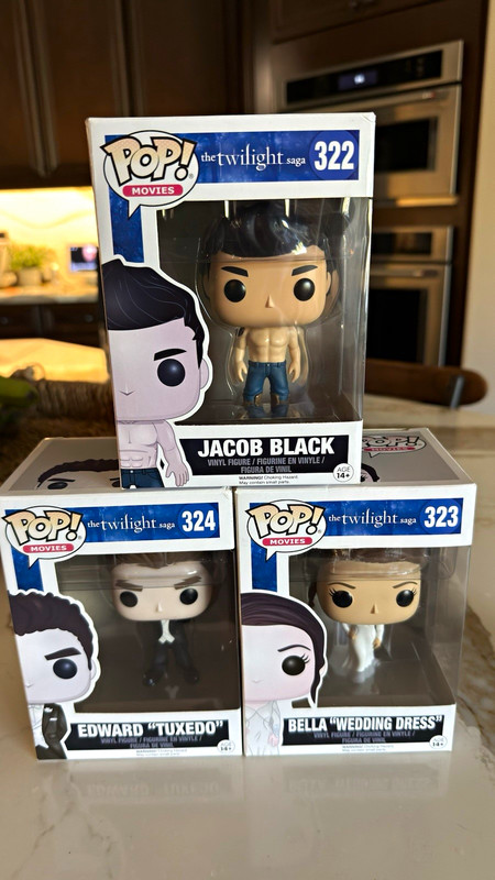Funko POP! Twilight Saga Lot 3 Jacob 322 Bella 323 Edward 324