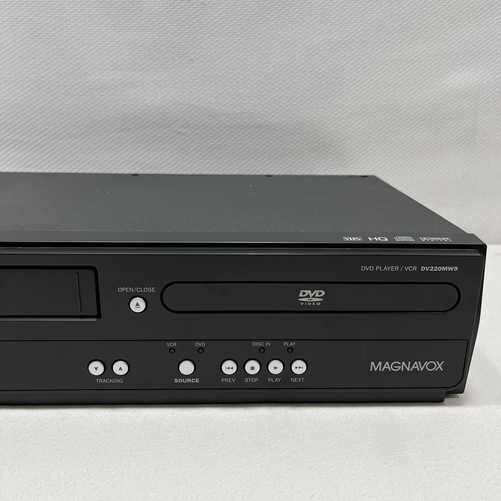 Magnavox DV220MW9 DVD Player VCR Recorder For Parts Or Repair As Is No