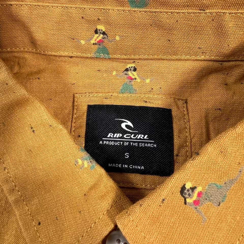 Rip Curl Shirt Mens Size Small Tan Brown Hula Girl Show Short Sleeve Button Up - Image 3 of 4