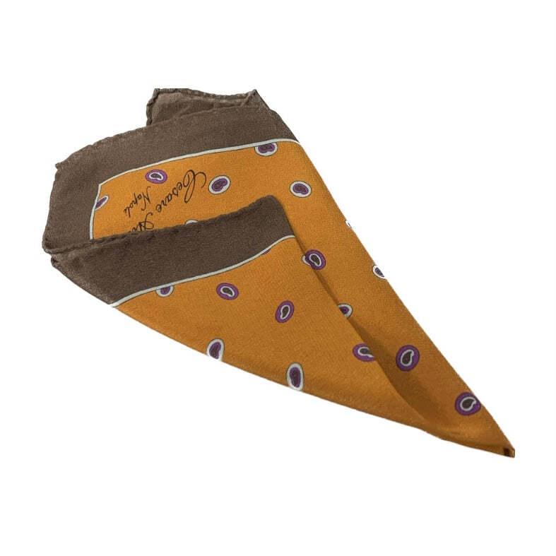 Карманный платок с оранжевым мотивом от Чезаре Аттолини Ручной работы в Италии 9990₽