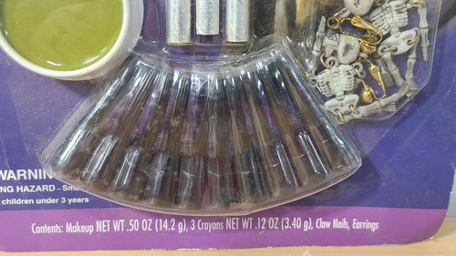 Vtg 2000 Paper Magic Group TechniFaces Witch Disguise Makeup Kit Nails Earrings - Picture 6 of 11