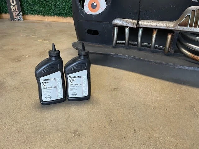 2pk Genuine Nissan Synthetic 75W140 Gear Oil 999MP-DF100P - Image 2 of 3