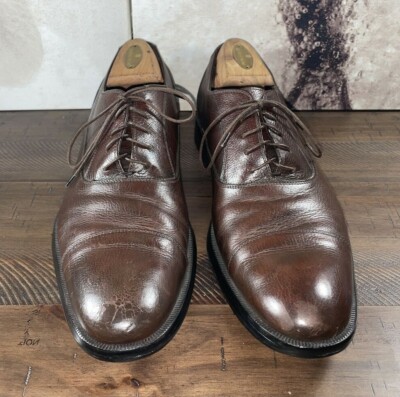 SALVATORE FERRAGAMO BROWN LEATHER LACE UP OXFORDS SHOES Sz  display picture 3