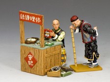 HK161M Clock Repair Man King  Country Streets of Hong Kong Civilian Miniatures