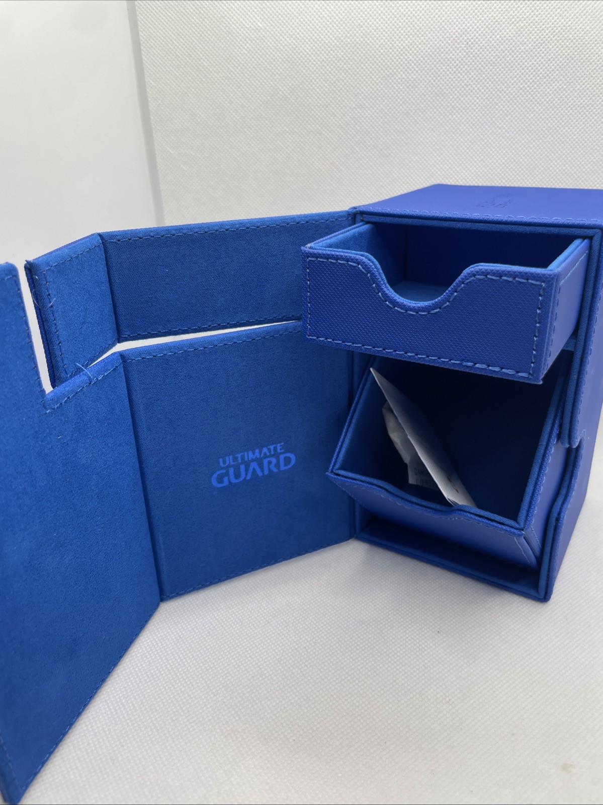 Ultimate Guard Blue Flip n Tray 100+ Monocolor Deck Case Card Box Xenoskin ccg