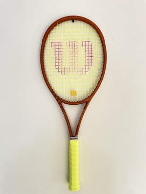 Wilson Blade98 V8 18x20 305g  Roland Garros Edition Tennisschläger Griffstärke 3
