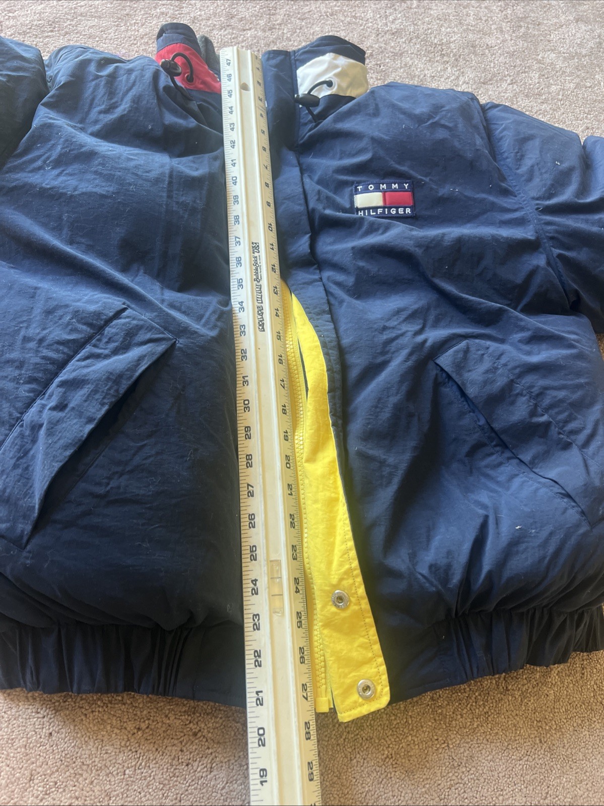 Vintage 90’s Tommy Hilfiger Puffer Jacket Men’s XL Down Fill Logo Hip Hop Y2K thumbnail 10