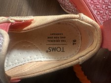 TOMS Toddler Slip-On Shoes Glitter Pink with Orange Slice Design Size 5