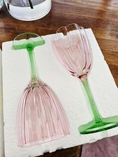 Image of Set Of 2 Gorgeous Elegant Stunning Petal Wine Glasses