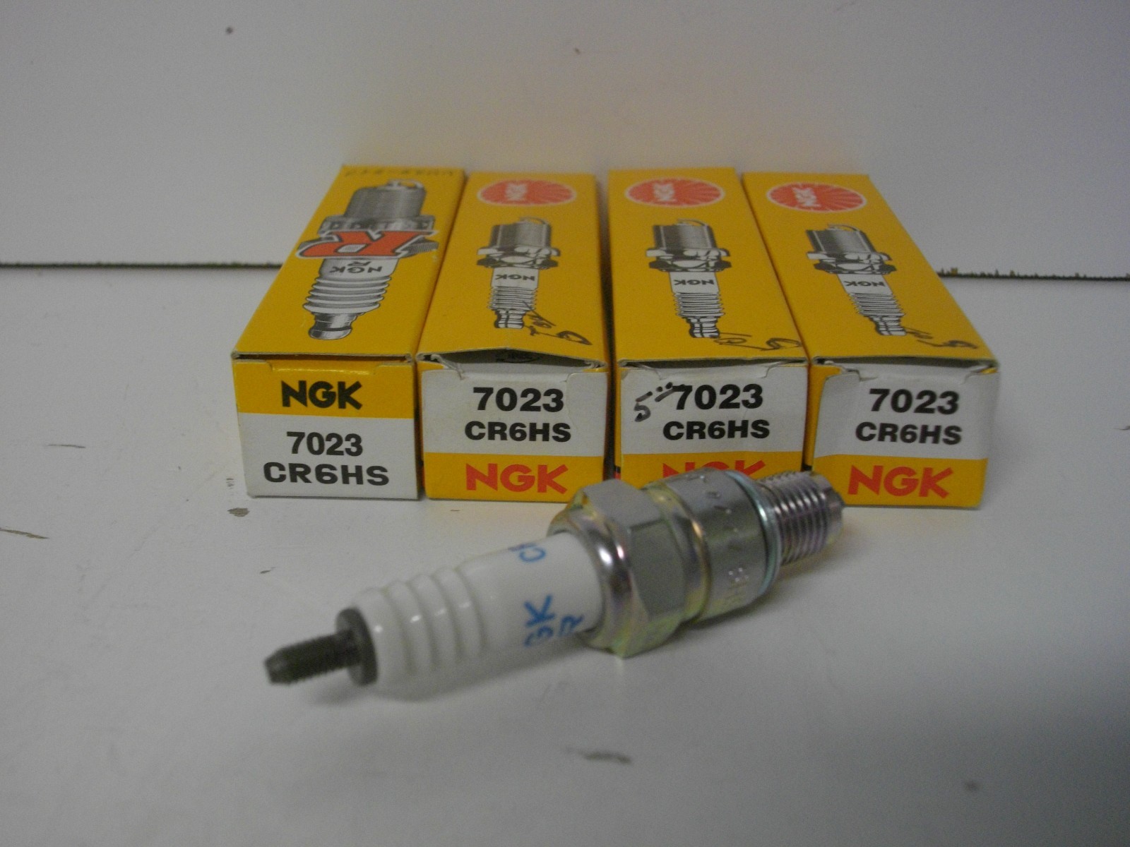 NGK 7023 / CR6HS spark plug  pack of 4 each
