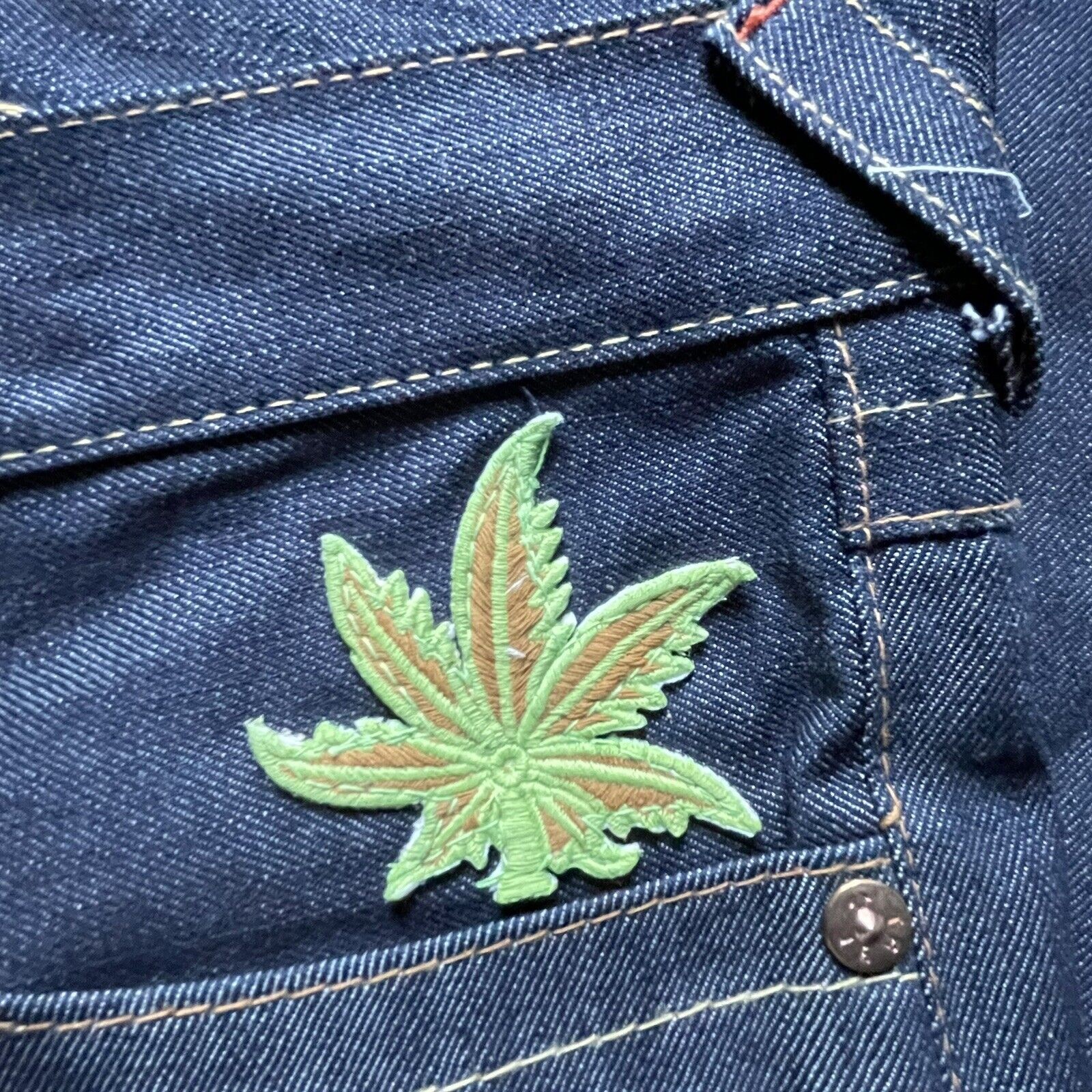 True Religion Jeans Men 40x36 Jimi Hendrix Skull Weed UFO Alien Patches RARE image 7