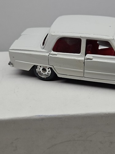 Mercury 1/43 Alfa Romeo Giulia Ti - Picture 9 of 14