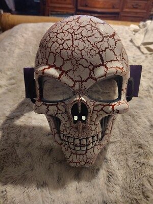 Halloween Cracked & Crackled Skull Mask  Day Of The Dead  Red & White BNWT!!