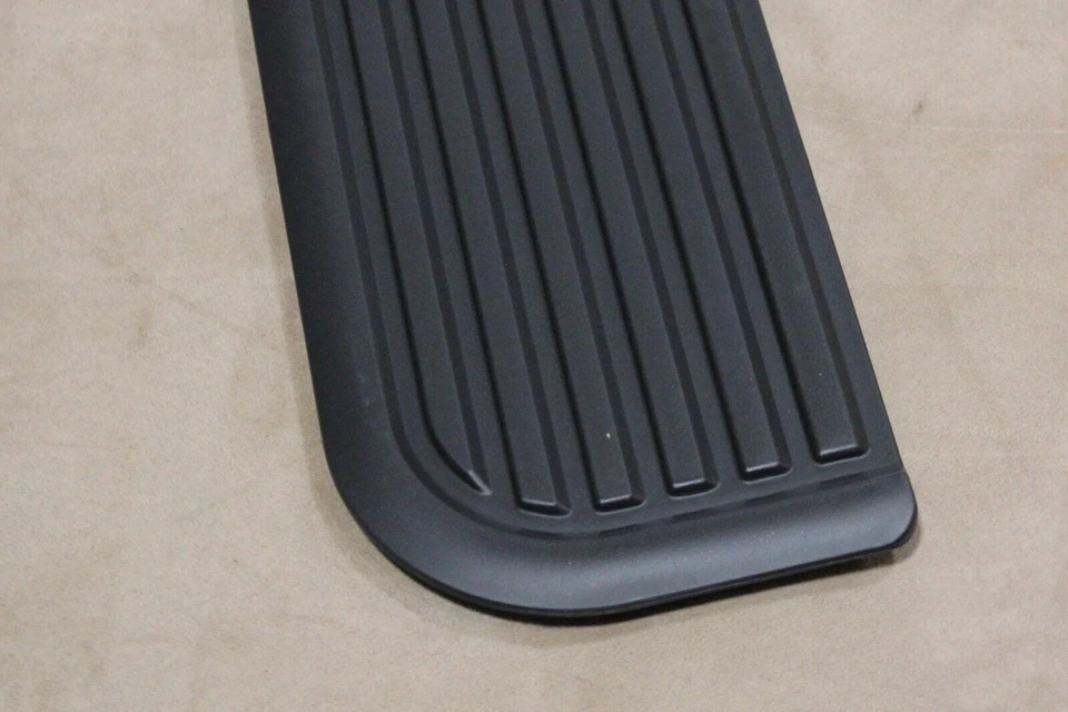 94-03 Dodge Ram Van PASO TRASERO tapa parachoques 55076396 almohadilla de plástico OE MOPAR OEM Foto 4 de 4