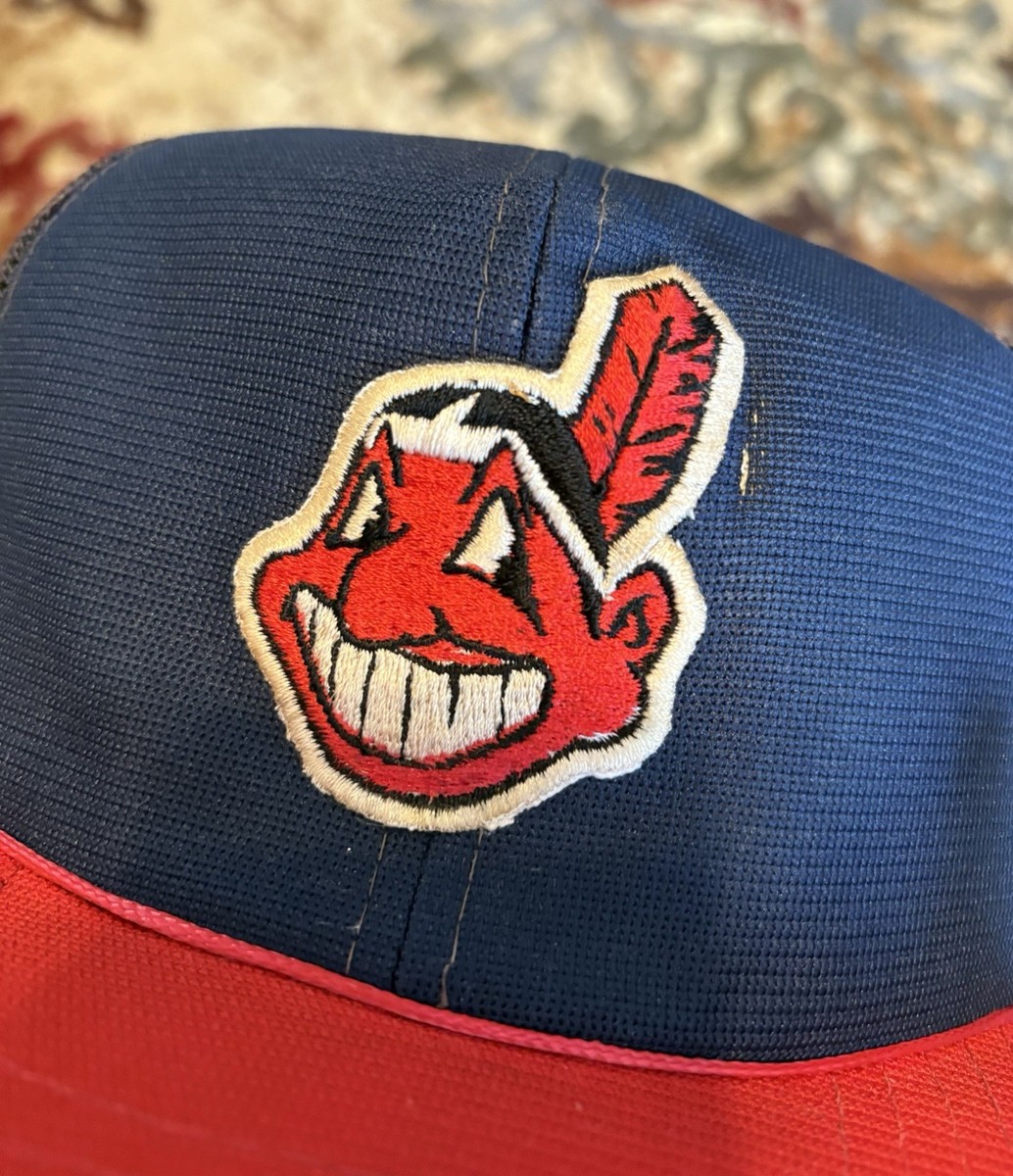 超希少Cleveland Indians ベースボールキャップ　古着 Vintage 80s Cleveland Indians MLB Yupoong Mesh Trucker Snapback