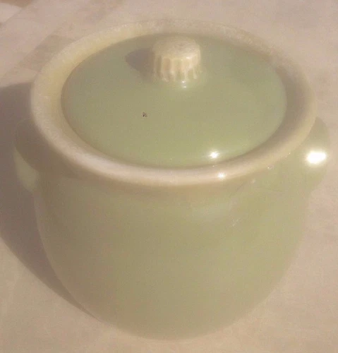Hull Pottery  Green  Drip Glaze Oven Proof USA Bean Pot Crock/Cookie Jar 