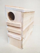 Squirrel House Nesting Box Bird Cedar Animals Safety Guard Wooden Handmade 