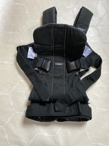 baby bjorn carrier one black