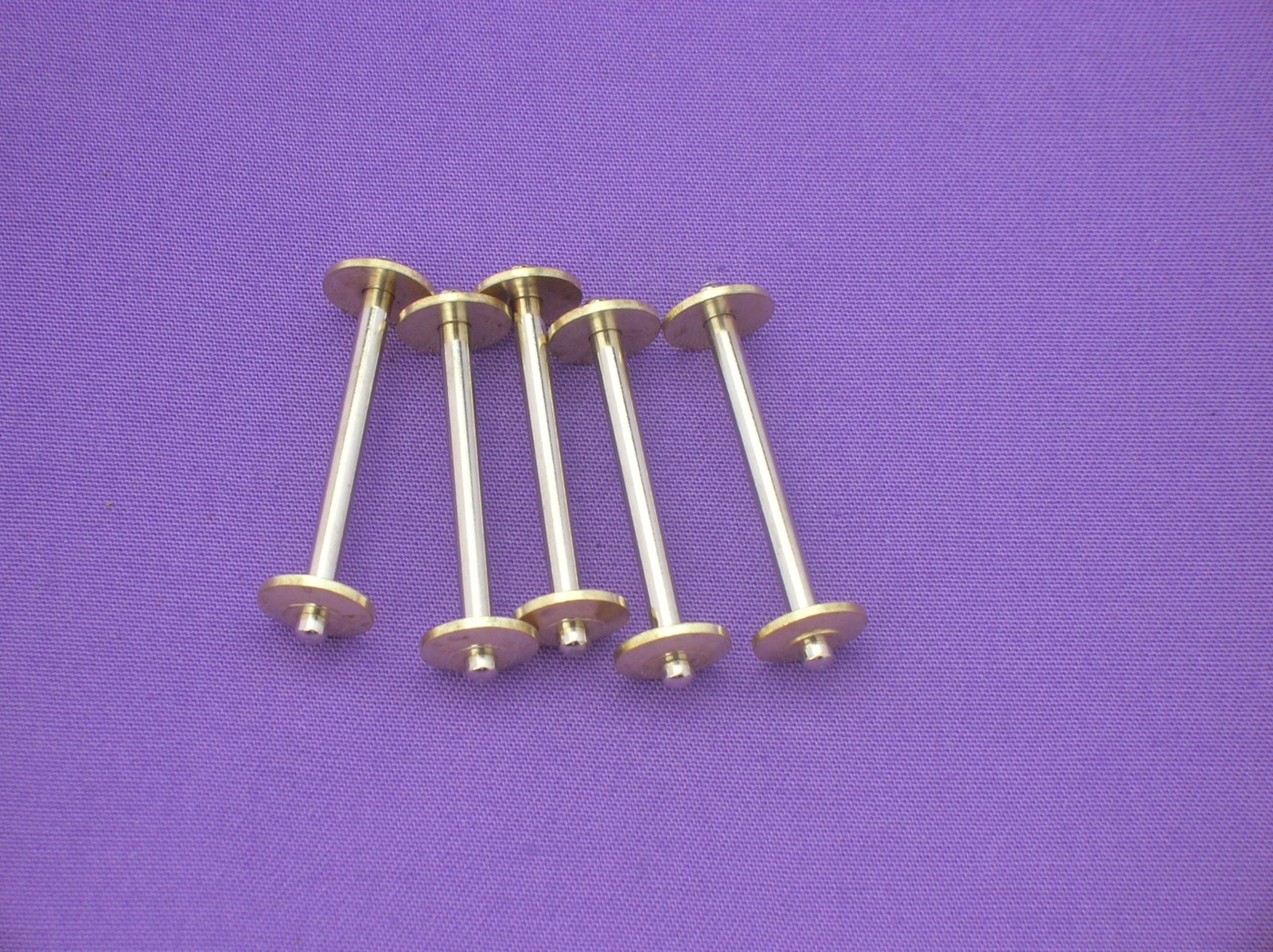 5 BULLET TYPE BOBBINS  FITS SINGER VINTAGE 27 28 127 128