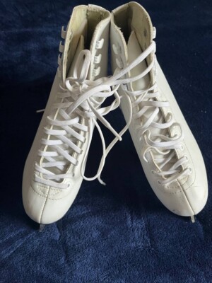 American Athletic Shoe Ice Skate Girls Size 5