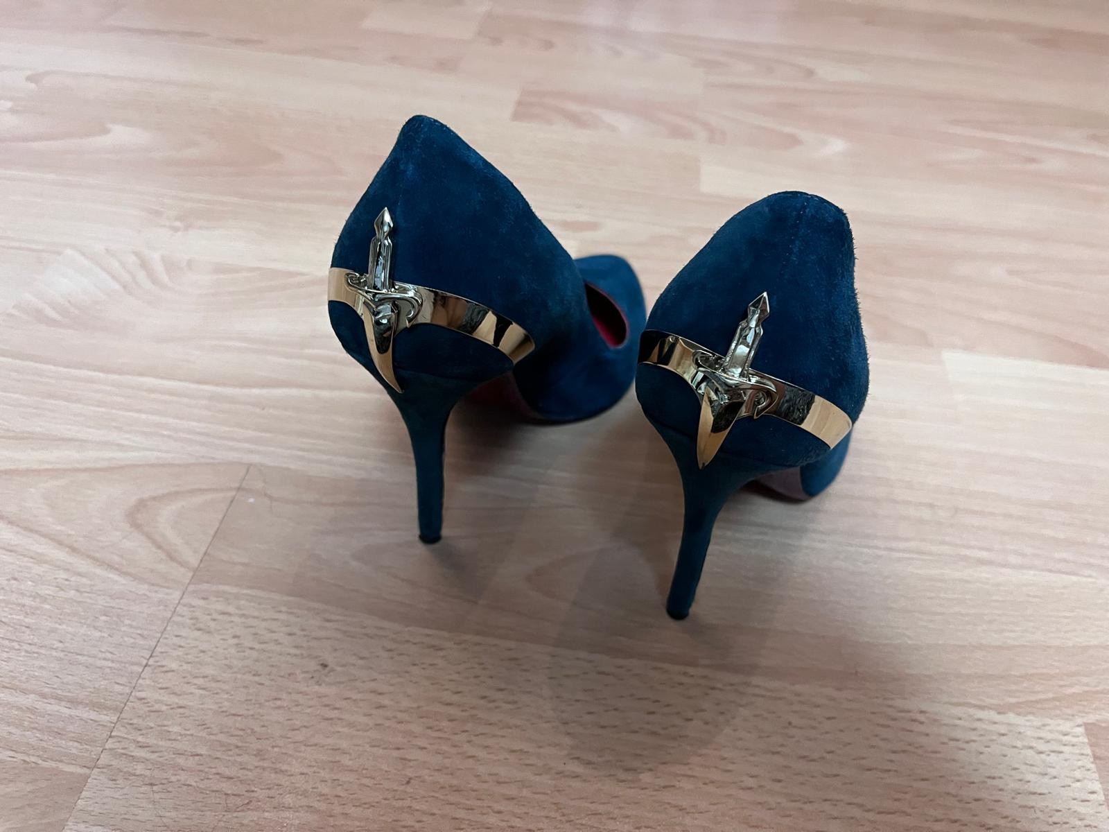 Cesare Paciotti Vintage Stiletto Heels with Sword / Dagger Very Rare!!!