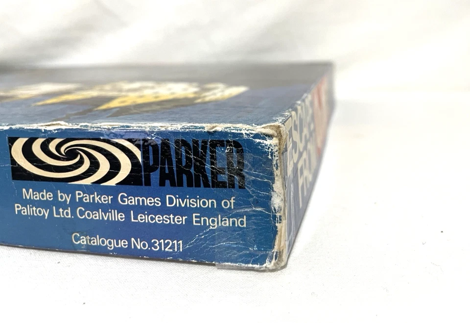 VINTAGE  ESCAPE FROM COLDITZ BOARD GAME 1ST EDITION 1970s PARKER 100% COMPLETE - Image 4 of 4