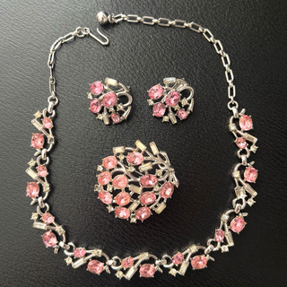 Vintage Crown Trifari Pink & Clear Rhinestone Necklace Earrings & Brooch Set