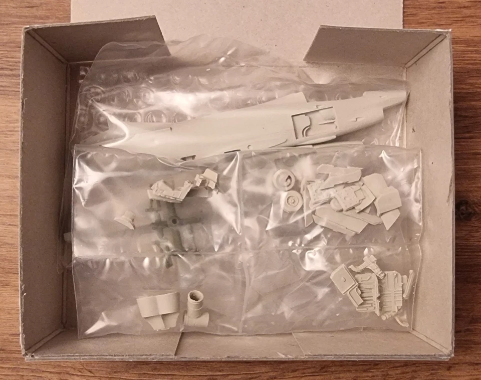 CUNARMODEL AERITALIA G-91Y 1/72 RESIN KIT - Immagine 2 di 3