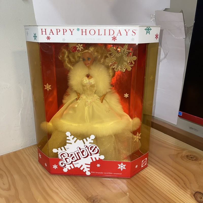 Vintage 1989 Happy Holidays Barbie Doll White Fur Gown NIB Sealed with Ornament