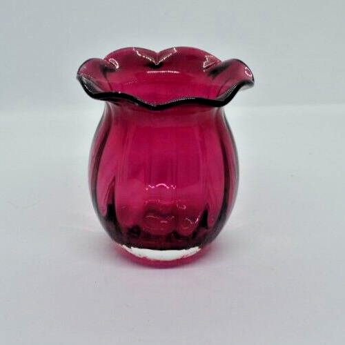Cranberry Art Glass Vase Ruffled Edge Ribbed Pilgrim Glass - Picture 1 of 8